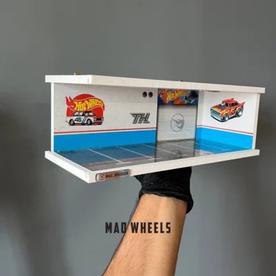 نمای دیگر دیوراما گاراژ خودرو ۱:۶۴ مدل هات ویلز