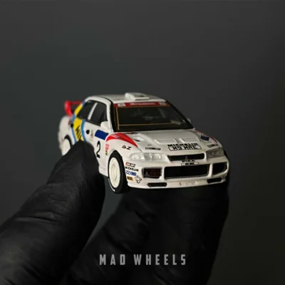 ماکت ماشین فلزی Mitsubishi Lancer Evolution III برند Tarmac Works مقیاس 1:64 سری Global 64 - تصویر 3