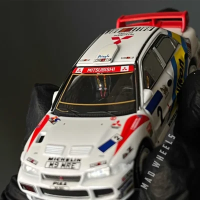 ماکت ماشین فلزی Mitsubishi Lancer Evolution III برند Tarmac Works مقیاس 1:64 سری Global 64 - تصویر 4