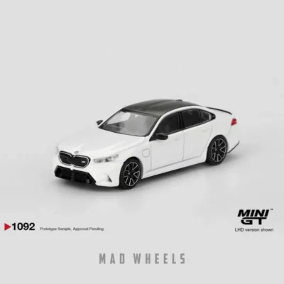 ماکت ماشین فلزی بی‌ام‌و |  BMW M5 Alpine White برند MINI GT | مقیاس ۱:۶۴ - تصویر 7