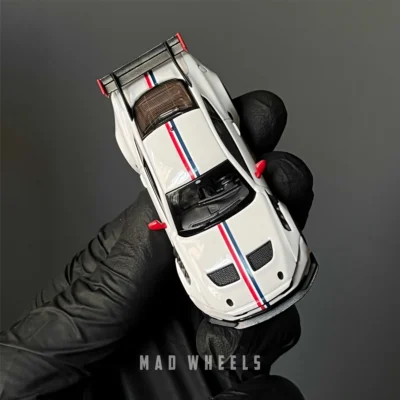 ماکت ماشین فلزی فورد موستانگ GTD برند MINI GT نسخه Spirit of America | مقیاس 1:64 - تصویر 5