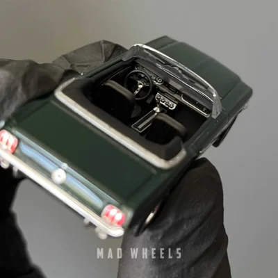 ماکت ماشین فلزی Ford Mustang Convertible 1964 برند MINI GT مقیاس 1:64 - تصویر 5