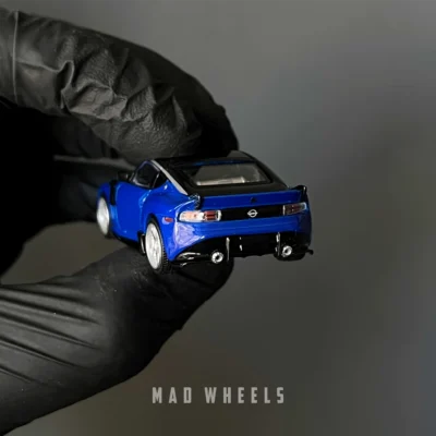 ماکت ماشین فلزی Nissan Z VeilSide برند MINI GT مقیاس 1:64 - تصویر 6