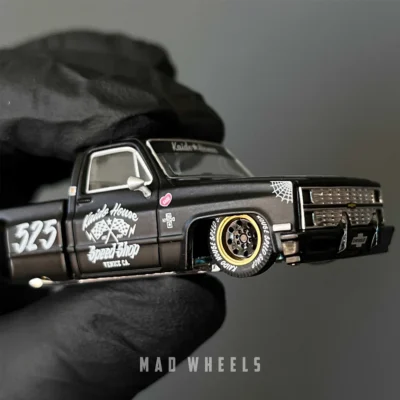 ماکت ماشین فلزی شورولت سیلورادو مشکی | Chevrolet Silverado Dually Hot Rod V1 | KAIDO HOUSE MINI GT KHMG236 | مقیاس 1:64 - Image 5