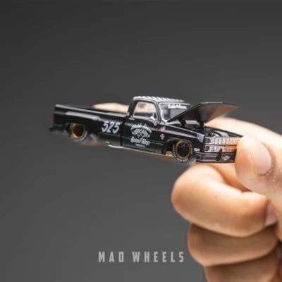 ماکت ماشین فلزی شورولت سیلورادو مشکی | Chevrolet Silverado Dually Hot Rod V1 | KAIDO HOUSE MINI GT KHMG236 | مقیاس 1:64 - Image 11