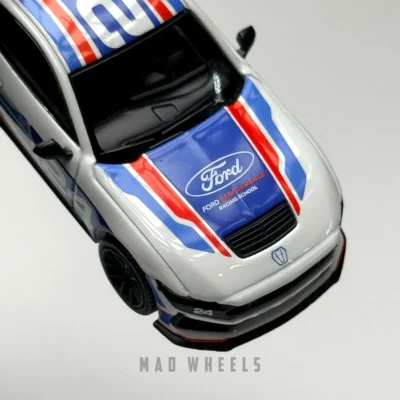 ماکت ماشین فلزی فورد موستانگ دارک هورس مسابقه‌ای شماره ۲۴ | Ford Mustang Dark Horse #24 | MINI GT 1172 | مقیاس 1:64 - Image 4