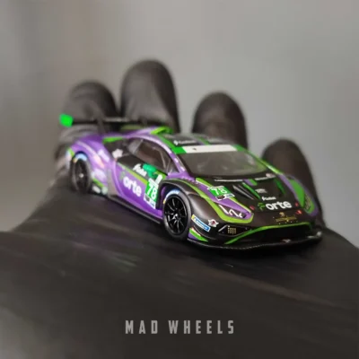 ماکت ماشین لامبورگینی هوراکان  فورته ریسینگ دیتونا ۲۰۲۴ | Lamborghini Huracán GT3 EVO2 Forte Racing IMSA Daytona | MINI GT 1062 | مقیاس 1:64 - Image 5