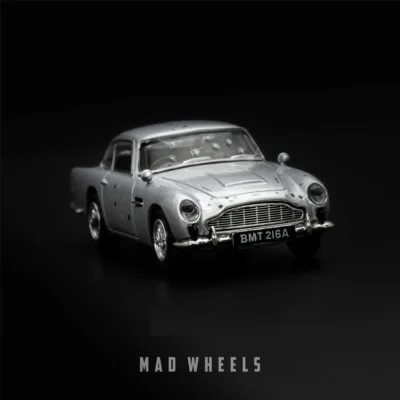 ماکت ماشین استون مارتین DB5 جیمز باند اسکای فال مینی جی تی کد 913 | MINI GT 913 Aston Martin DB5 Skyfall 007 | مقیاس 1:64 - Image 3