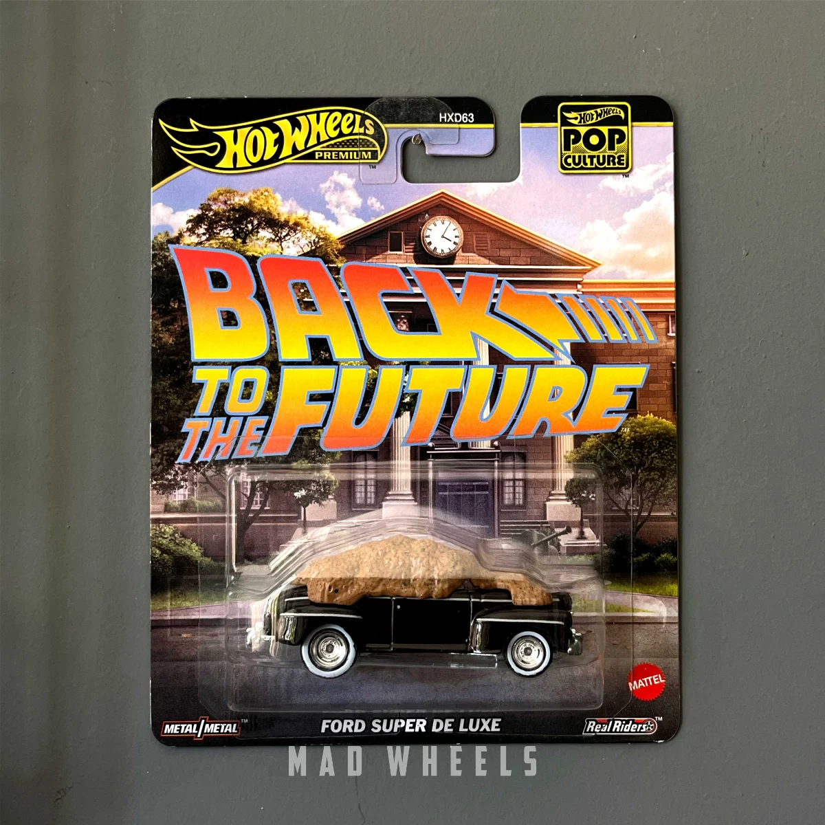 hot-wheels-premium-ford-super-de-luxe-back-to-the-future-1-64-madwheels-1 ماکت ماشین فلزی فورد سوپر دیلوکس (Ford Super De Luxe) هات ویلز پرمیوم سری Back To The Future | مقیاس ۱:۶۴ - Image 1