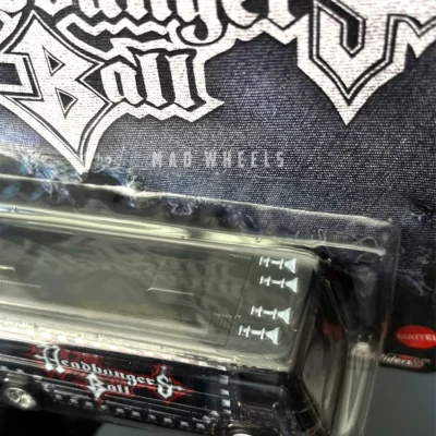 ماکت ماشین فلزی اتوبوس تور (HW Tour Bus) هات ویلز پرمیوم سری MTV Headbangers Ball | مقیاس ۱:۶۴ - Image 8